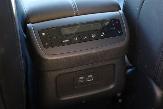 Certified 2024 Nissan Pathfinder SL image 24