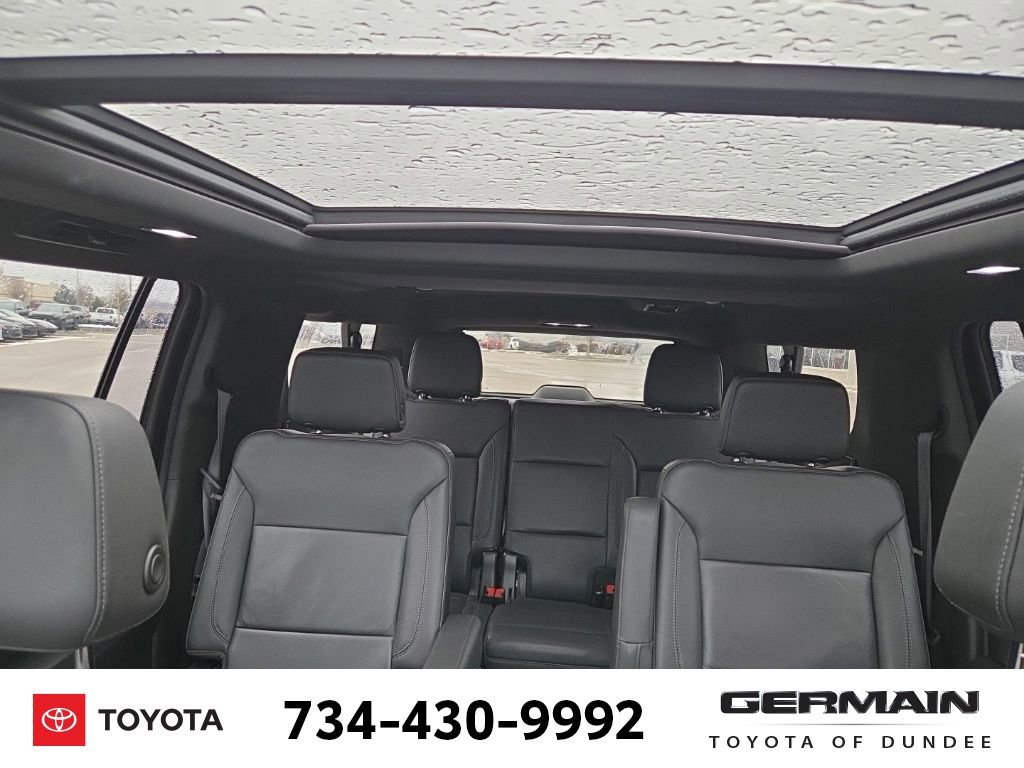 Used 2022 Chevrolet Suburban LT w/ LT Signature Package image 35