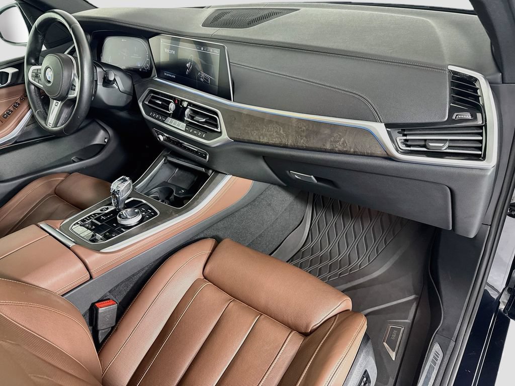 Used 2021 BMW X5 xDrive45e w/ M Sport Package AWD/4WD image 17
