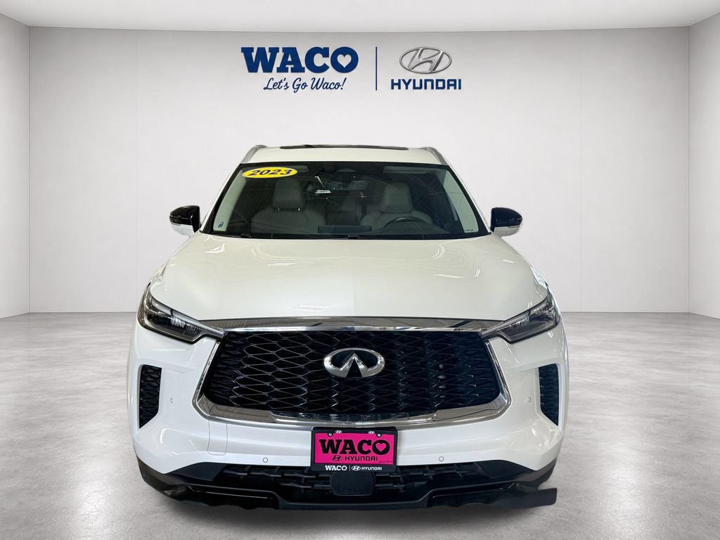 Used 2023 INFINITI QX60 Luxe AWD/4WD image 2