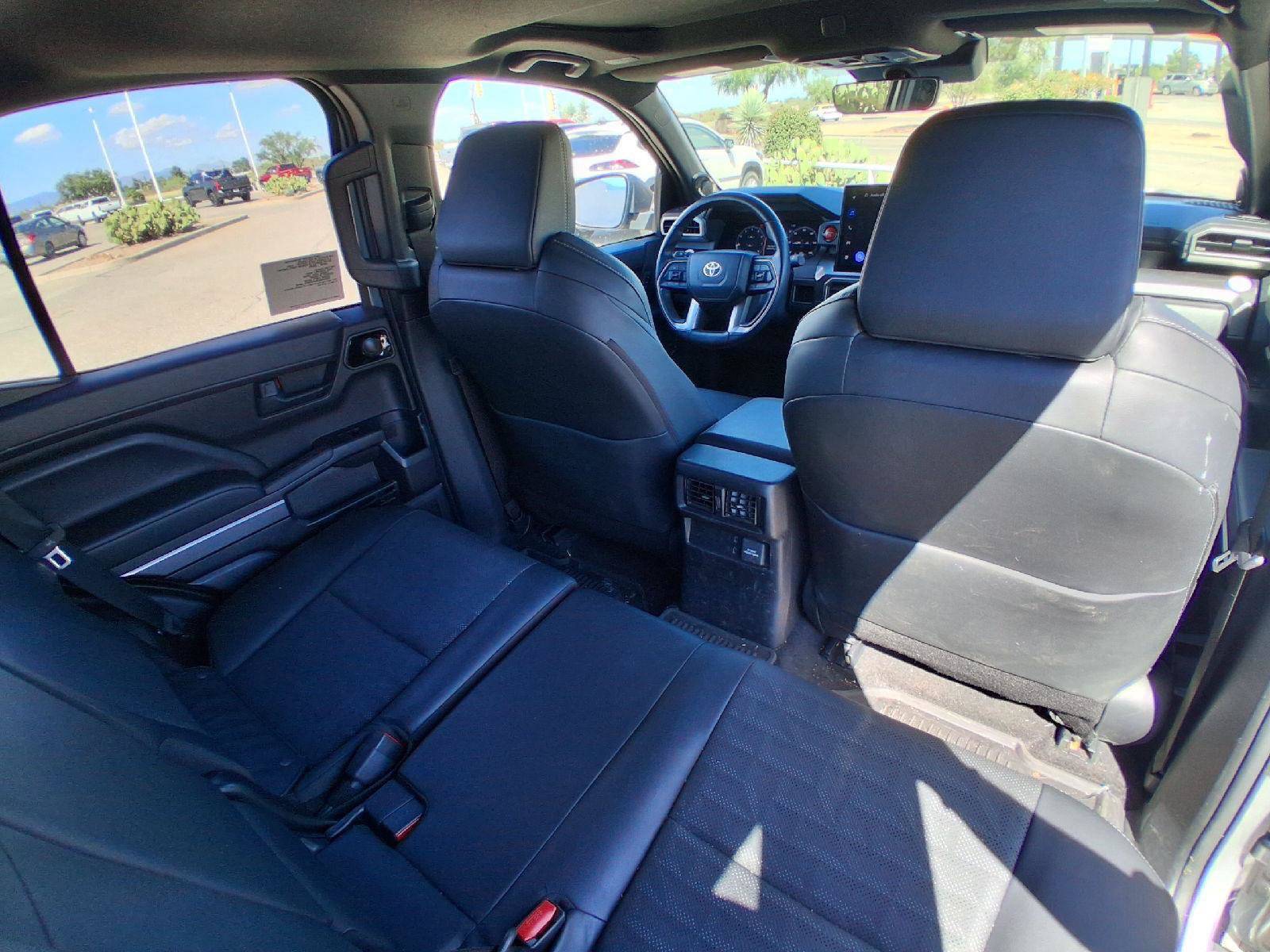 Used 2025 Toyota 4Runner TRD Off-Road Premium AWD/4WD image 22