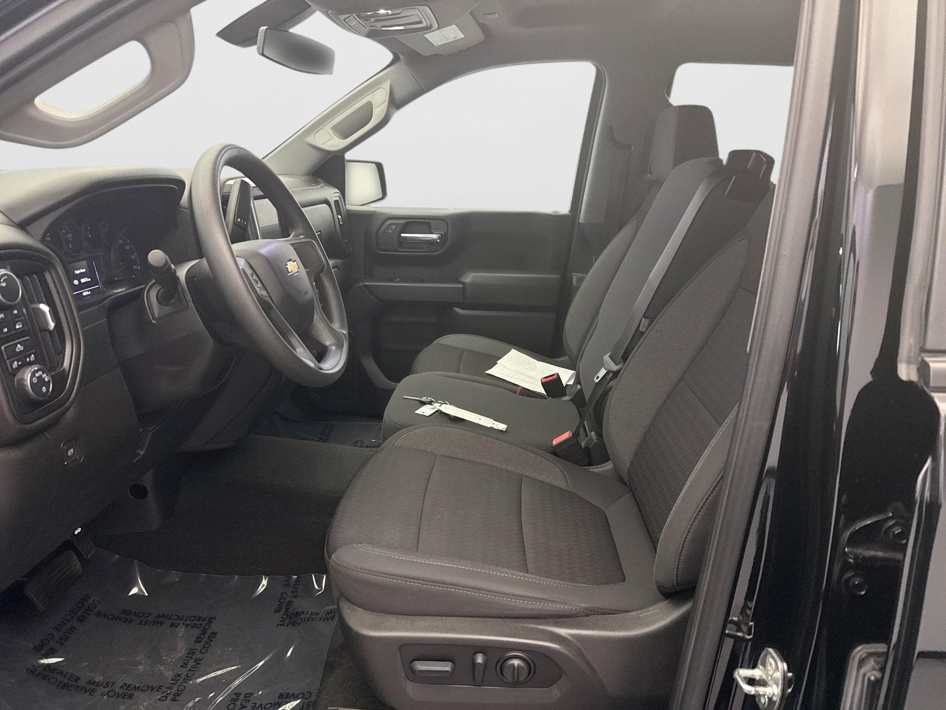 Used 2022 Chevrolet Silverado 1500 Custom AWD/4WD image 11
