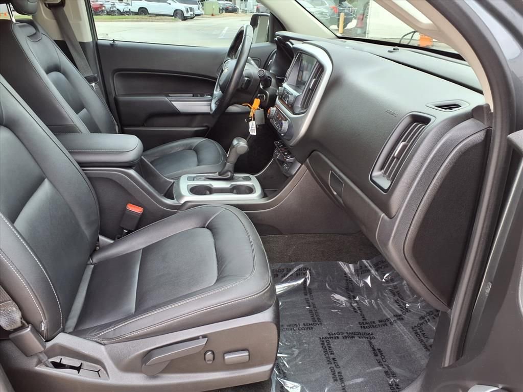 Used 2017 Chevrolet Colorado LT w/ Luxury Package, Chrome AWD/4WD image 9