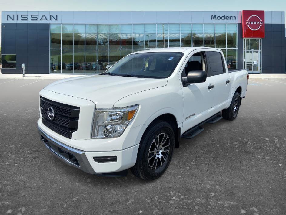 Used 2023 Nissan Titan SV w/ Accessory Utility Package AWD/4WD image 1