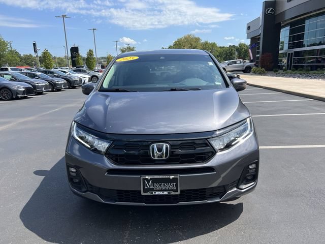 Used 2025 Honda Odyssey Touring image 7