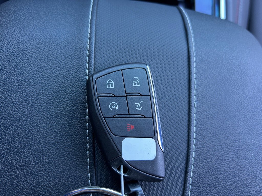 Used 2024 Chevrolet Traverse RS w/ LPO, Floor Liner Package image 37