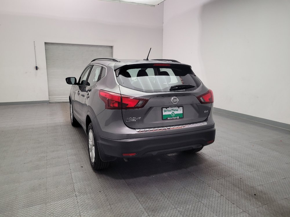 Used 2018 Nissan Rogue Sport SV FWD image 6