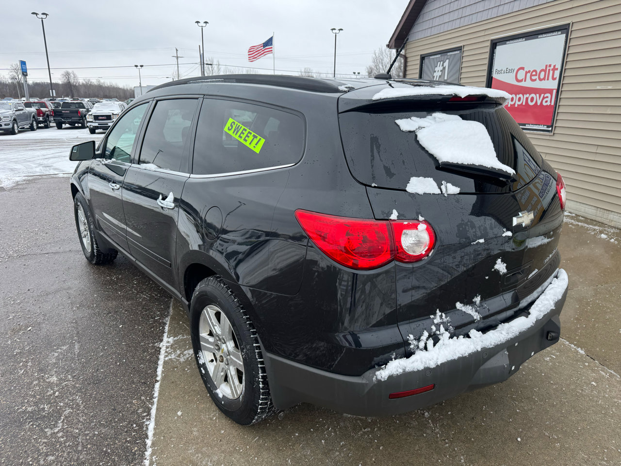 Used 2010 Chevrolet Traverse LT image 7
