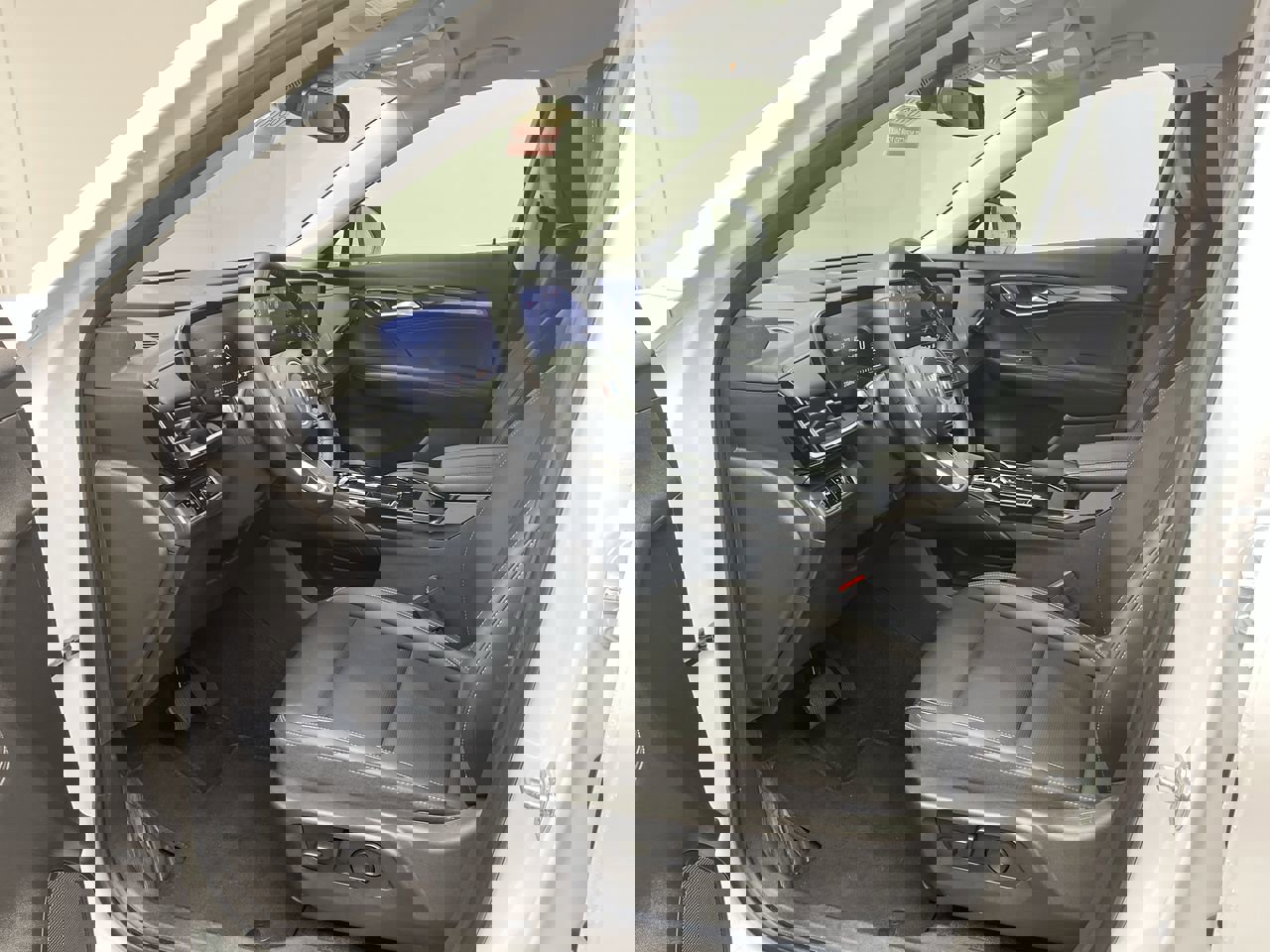 Certified 2024 Buick Envision Preferred image 3