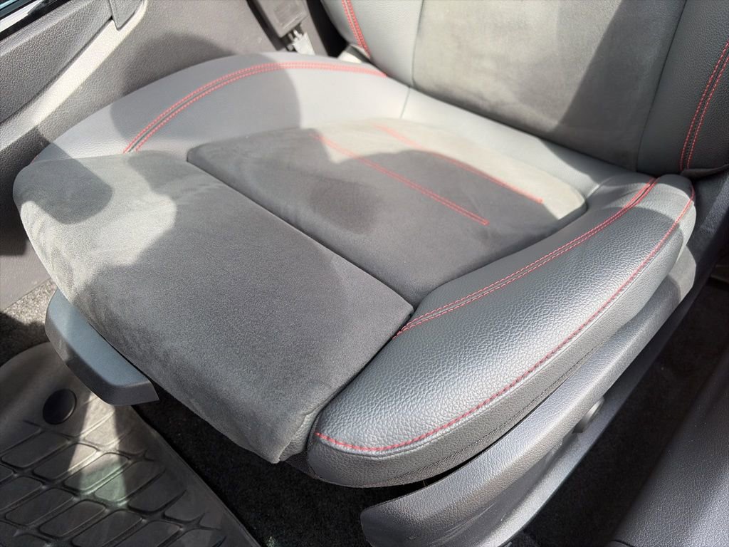 Used 2025 Mercedes-Benz CLA 35 AMG 4MATIC image 21