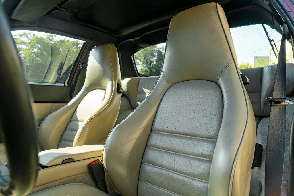 Used 1986 Porsche 944 Turbo image 56