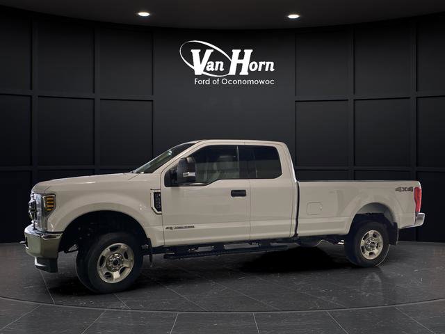 Used 2019 Ford F250 XLT w/ Camper Package image 10