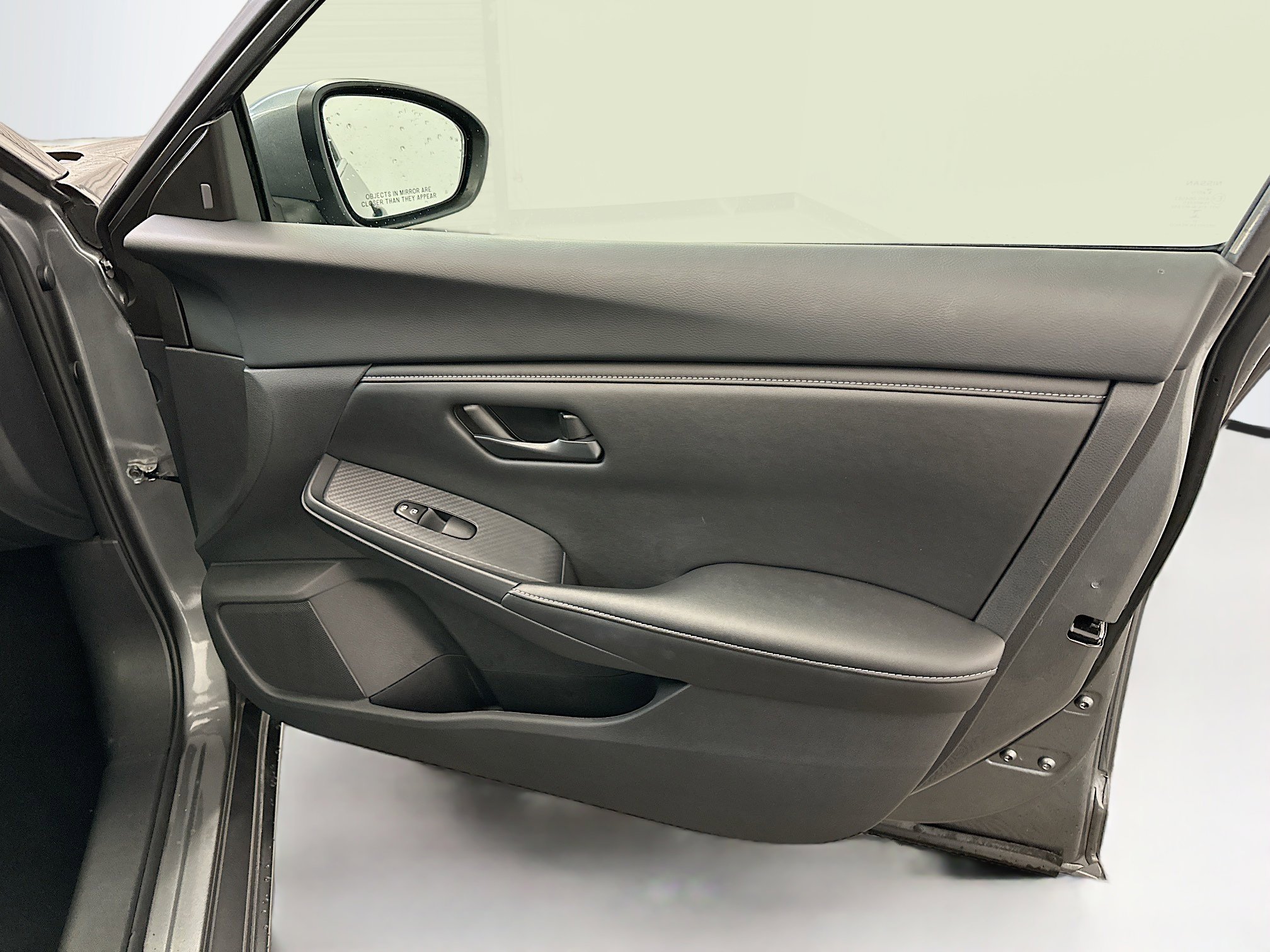 Used 2024 Nissan Sentra S image 32