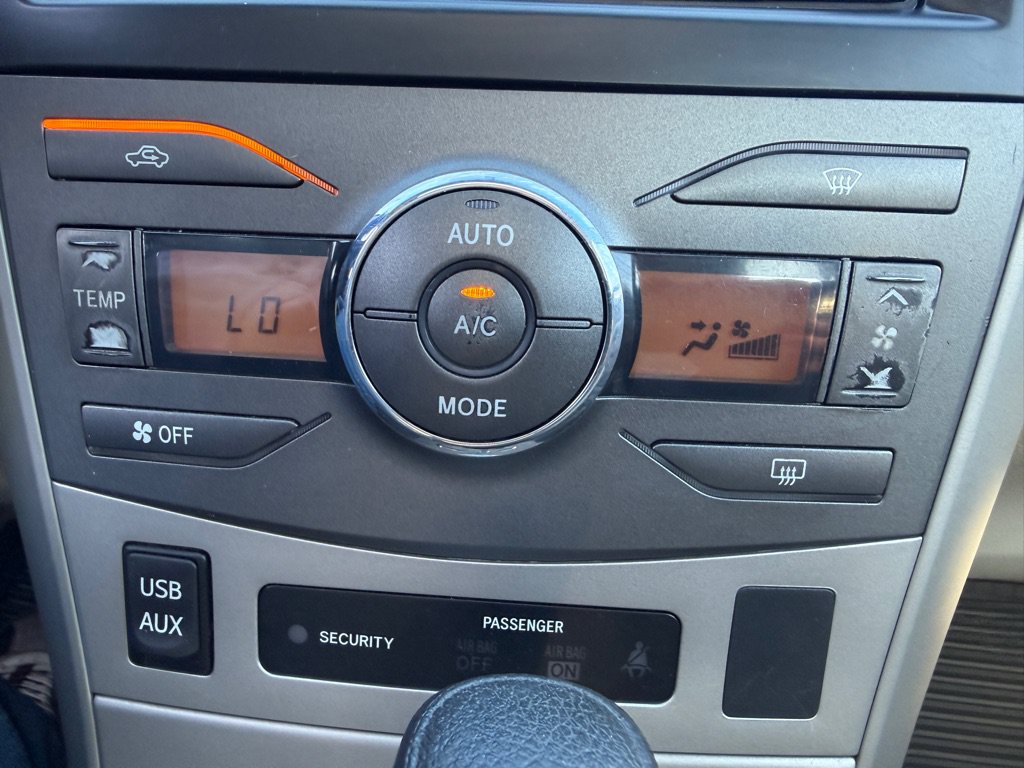 Used 2013 Toyota Corolla LE w/ Premium Pkg FWD image 13