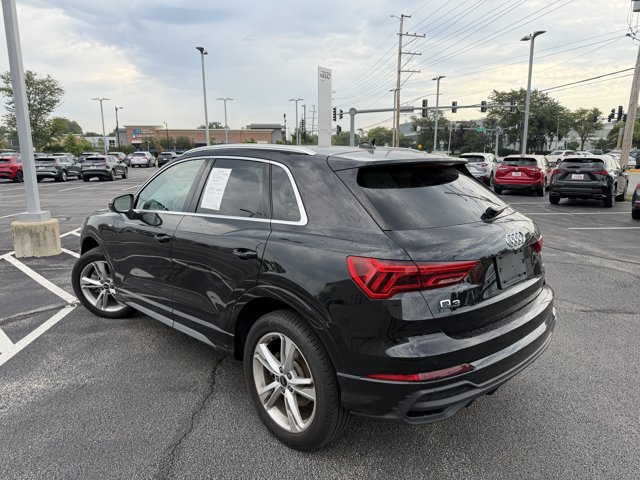 Used 2024 Audi Q3 2.0T Premium Plus w/ Premium Plus Package AWD/4WD image 4