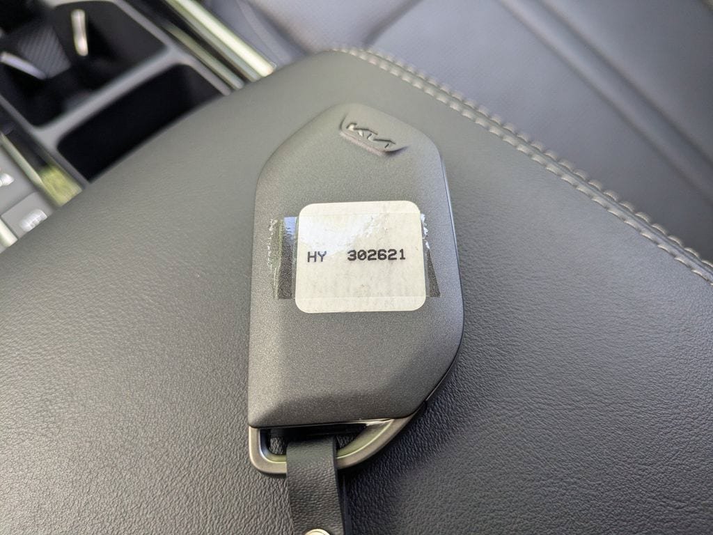 Used 2024 Kia Sorento SX AWD/4WD image 30