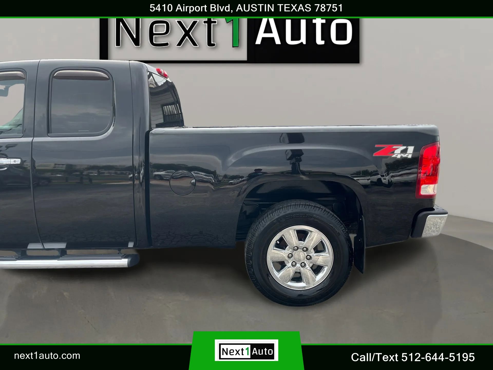Used 2011 GMC Sierra 1500 SLT w/ SLT Convenience Package AWD/4WD image 13