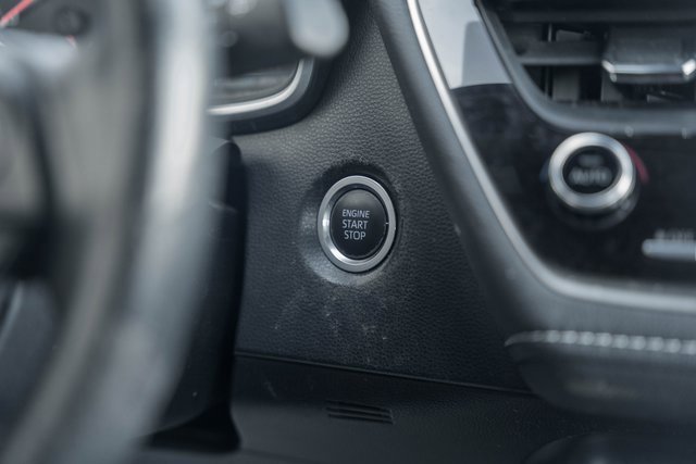 Used 2019 Toyota Corolla SE w/ SE Option Package image 25