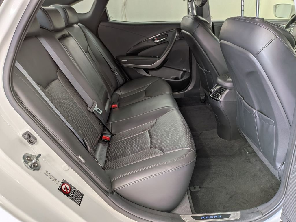Used 2016 Hyundai Azera FWD image 30