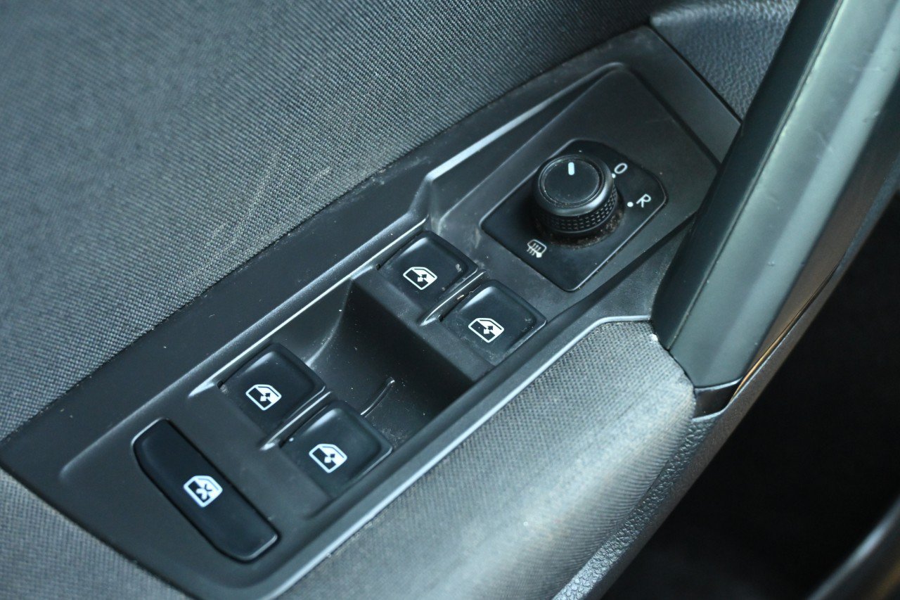 Used 2019 Volkswagen Tiguan S AWD/4WD image 16