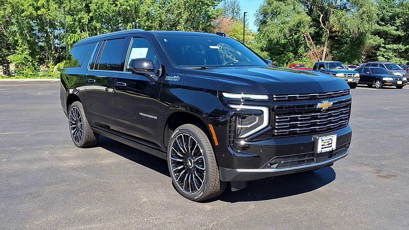 New 2026 Chevrolet Suburban High Country AWD/4WD image 5