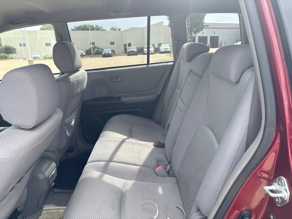 Used 2006 Toyota Highlander 2WD w/ Cold Weather Pkg image 15