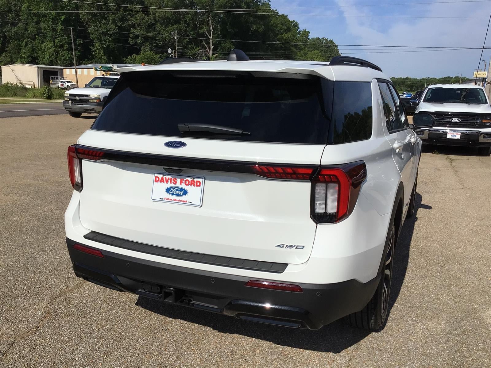 New 2026 Ford Explorer ST-Line AWD/4WD image 9