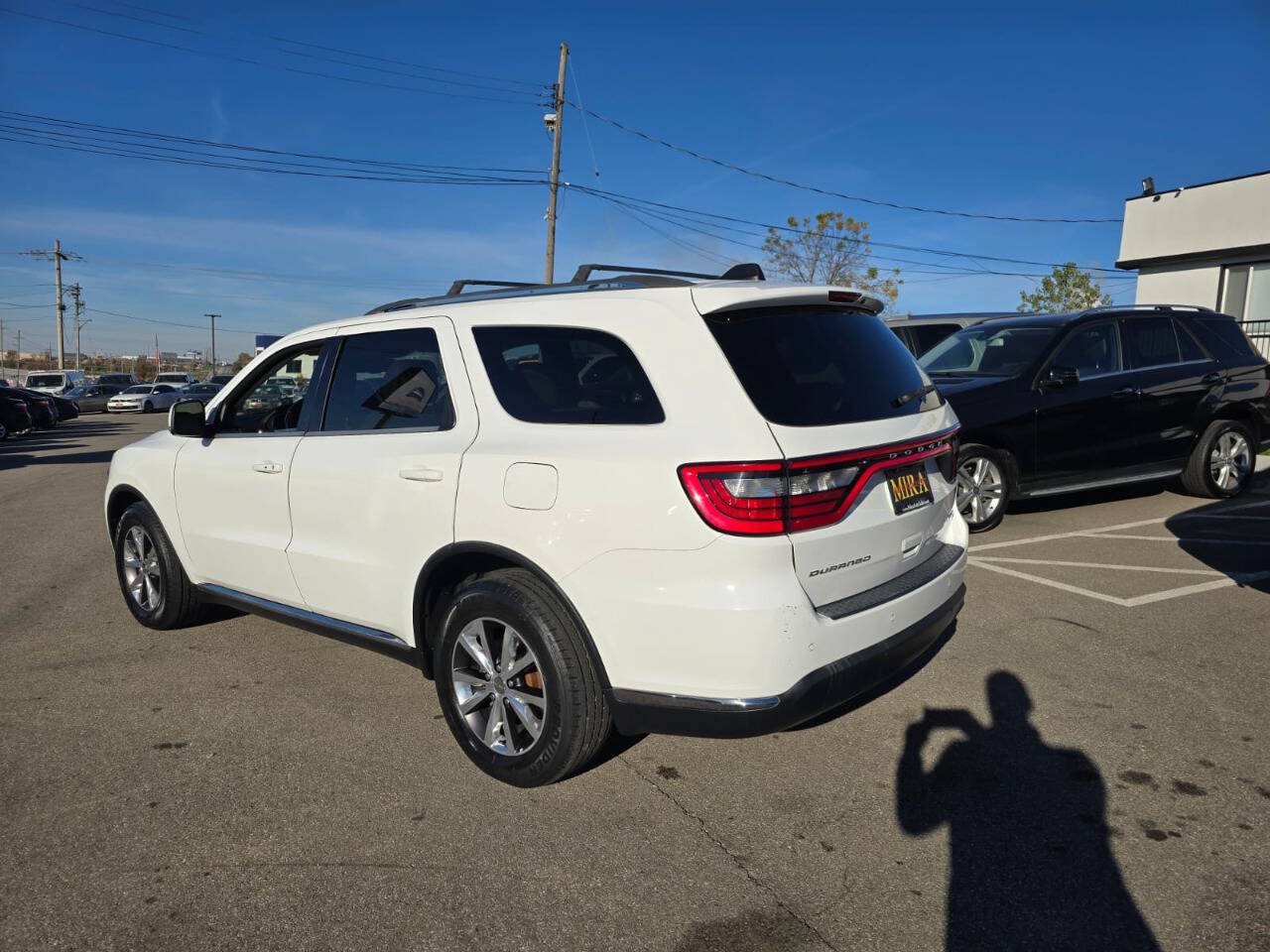 Used 2016 Dodge Durango Limited w/ Nav & Power Liftgate Group RWD image 2