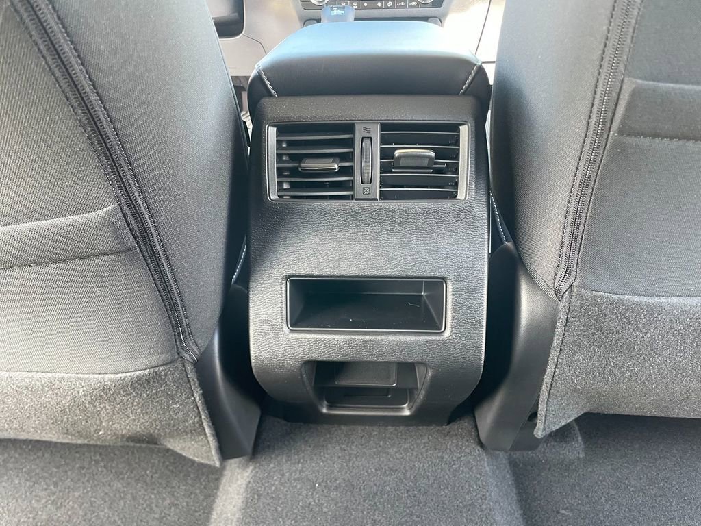 New 2026 Mitsubishi Outlander ES image 25