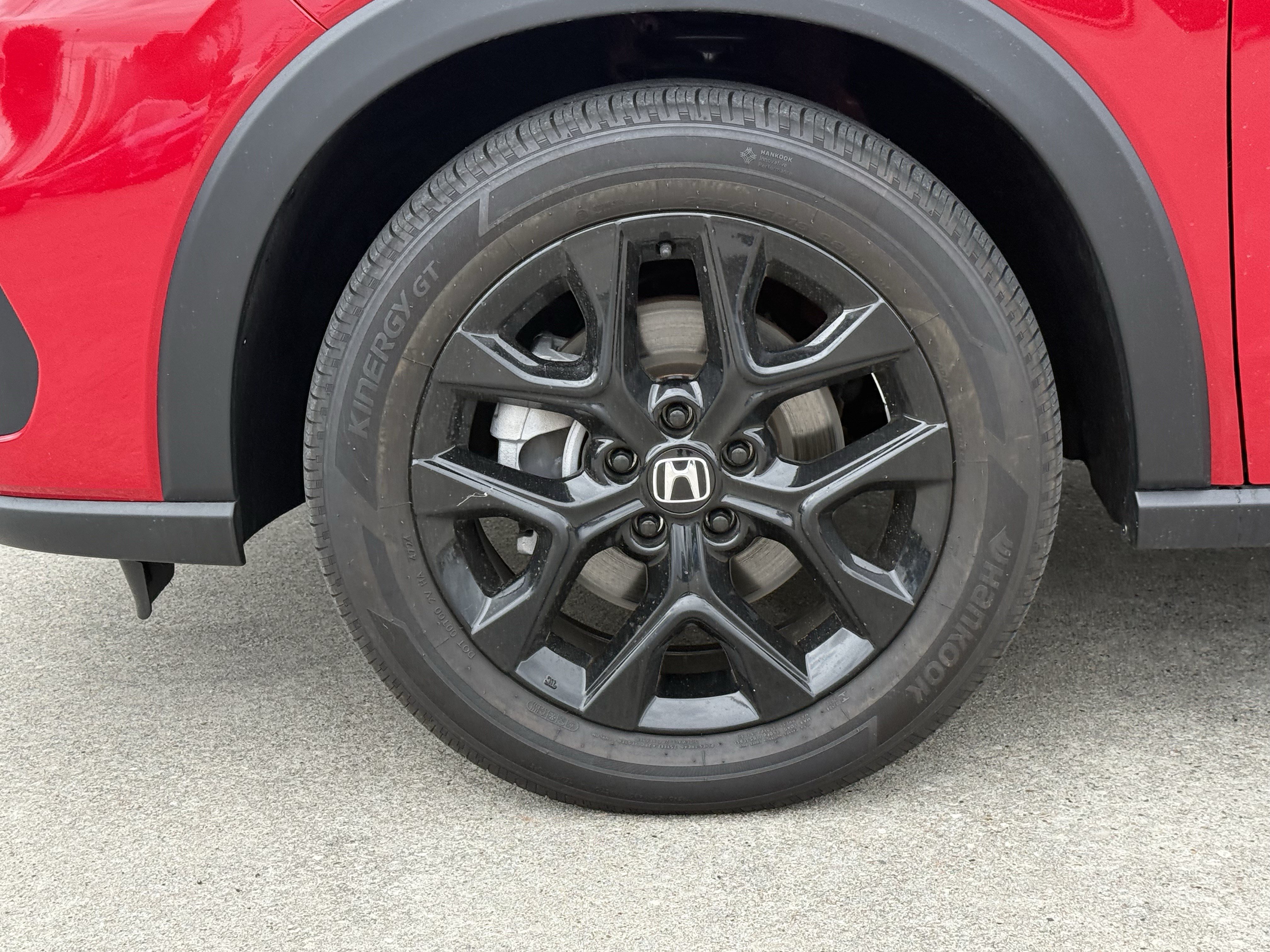 Used 2025 Honda HR-V Sport image 12