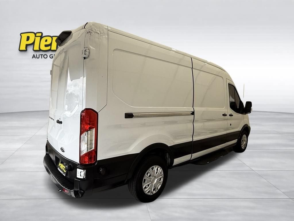 Used 2019 Ford Transit 150 148 Medium Roof RWD image 5