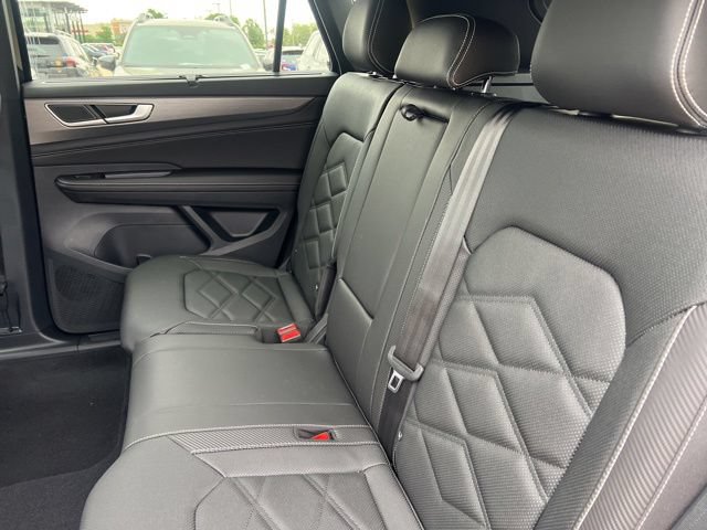 New 2026 Volkswagen Atlas Cross Sport SE AWD/4WD image 8