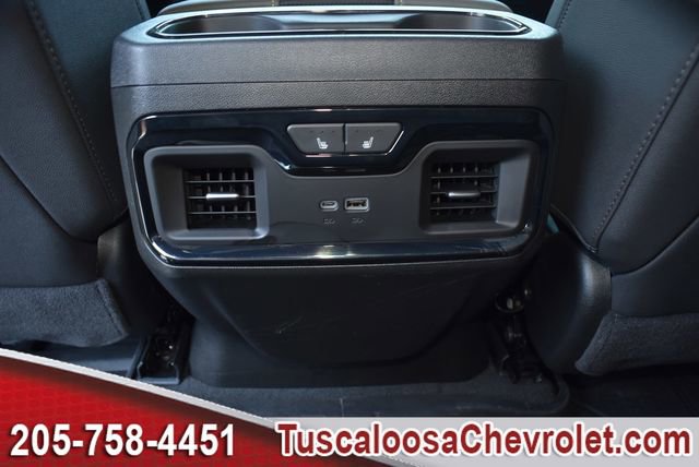 Used 2025 Chevrolet Silverado 2500 ZR2 w/ Technology Package image 27
