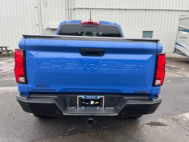 Used 2025 Chevrolet Colorado ZR2 w/ Technology Package AWD/4WD image 7