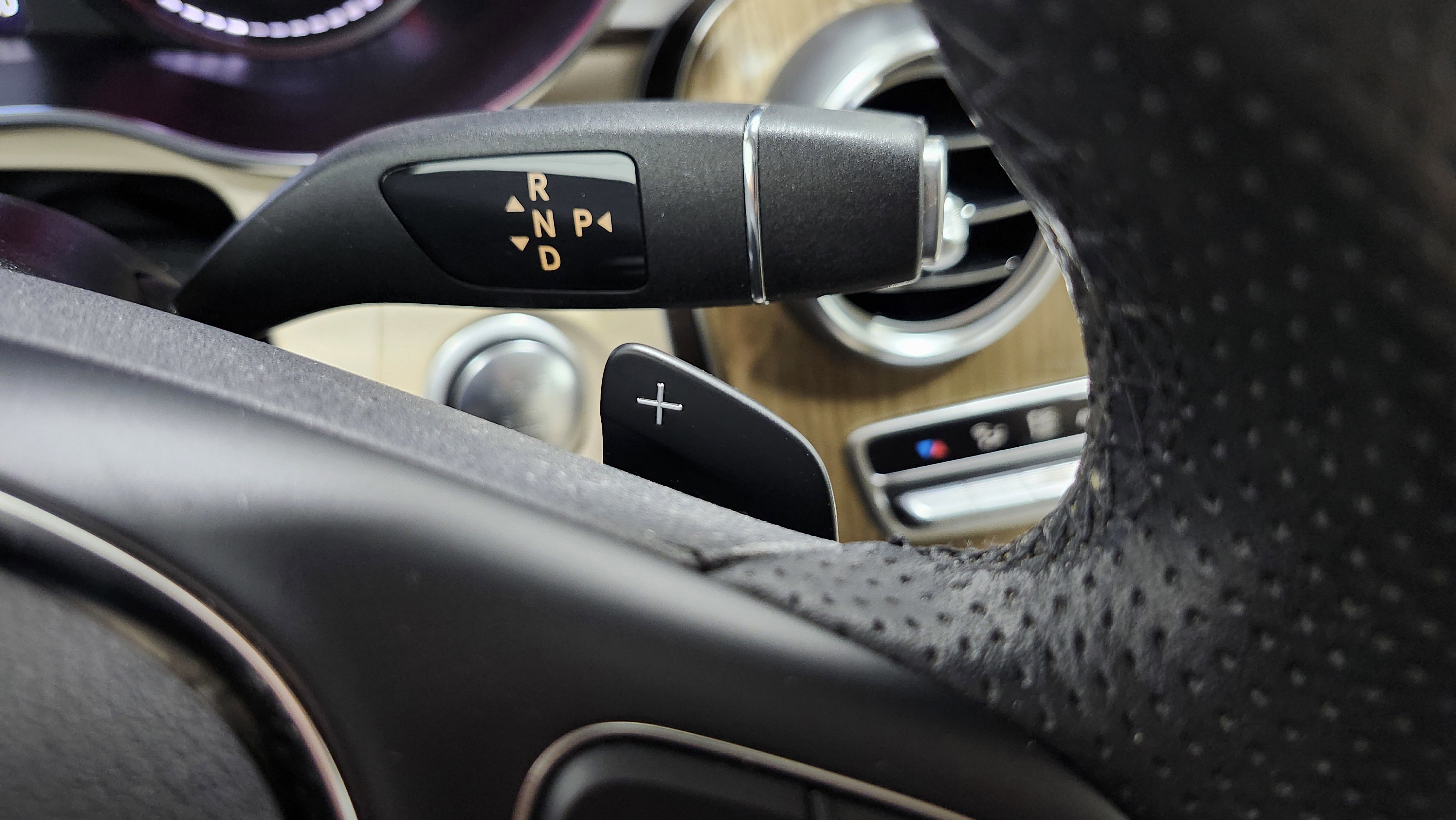 Used 2019 Mercedes-Benz GLC 300 w/ Premium Package image 10