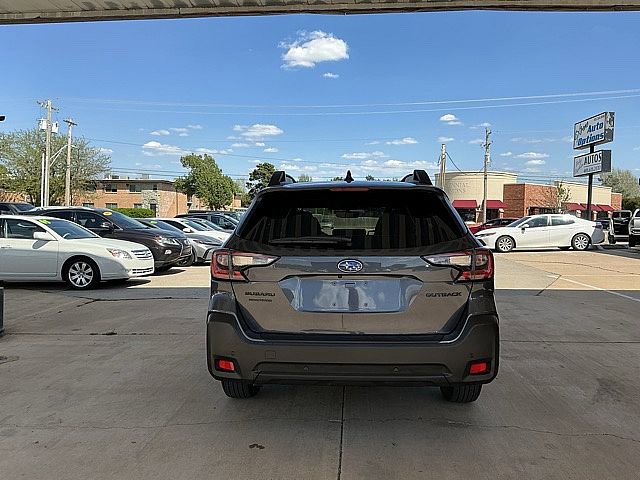 Used 2024 Subaru Outback Onyx Edition image 5