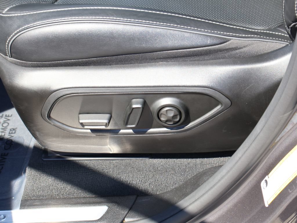 Used 2023 Jeep Grand Cherokee L Overland AWD/4WD image 24