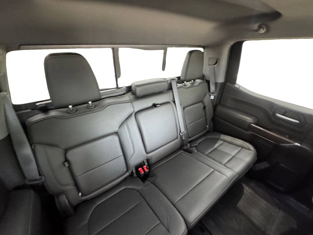 Used 2020 GMC Sierra 1500 SLT RWD image 16