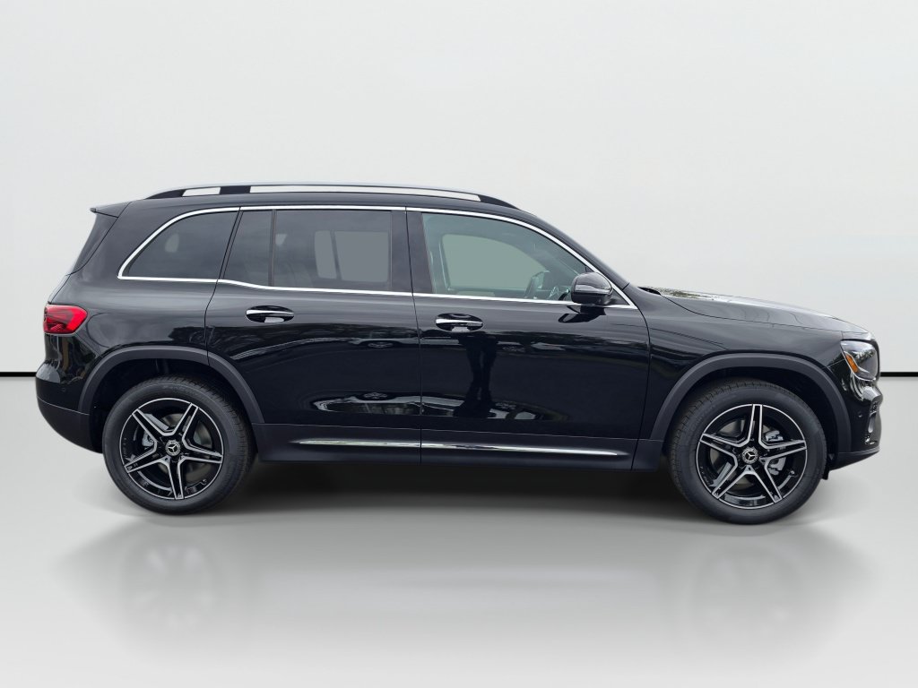 New 2026 Mercedes-Benz GLB 250 4MATIC image 7