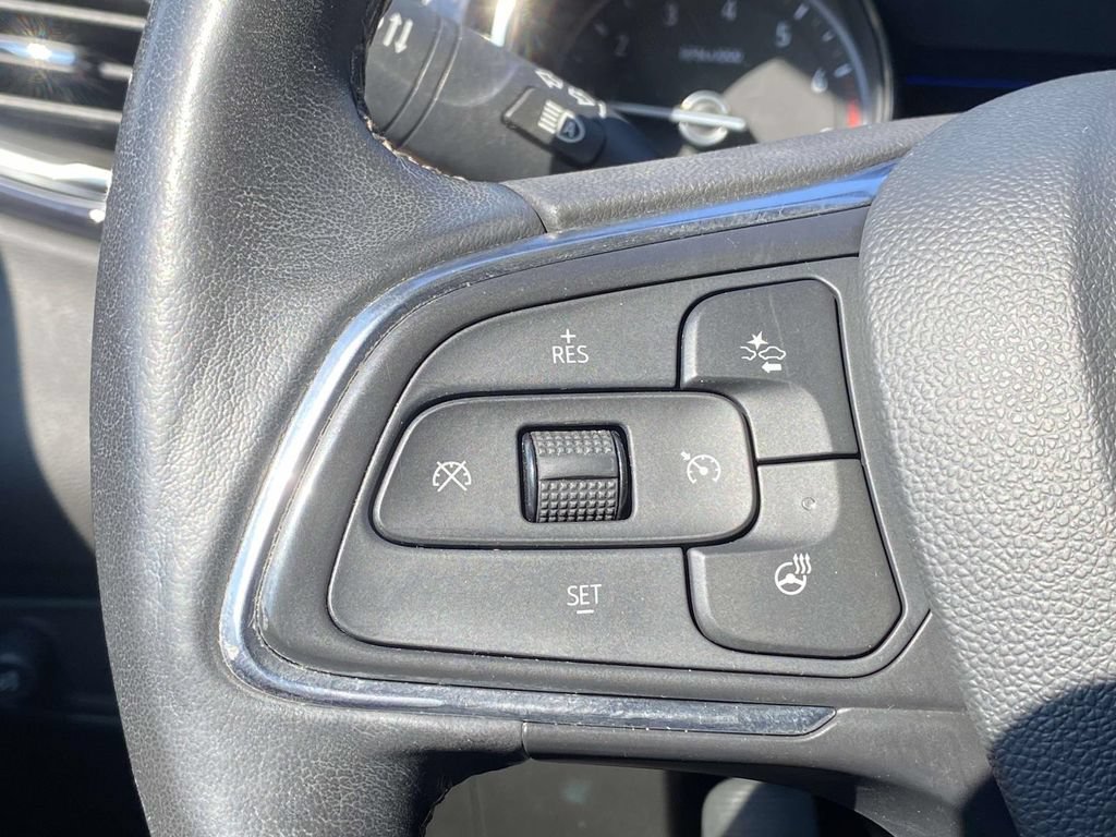 Used 2020 Buick Encore GX Essence FWD image 20