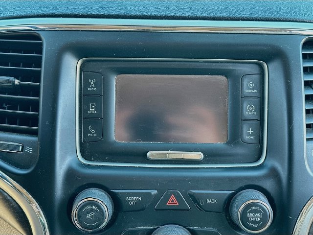 Used 2014 Jeep Grand Cherokee Laredo w/ All Weather Capability Group AWD/4WD image 14
