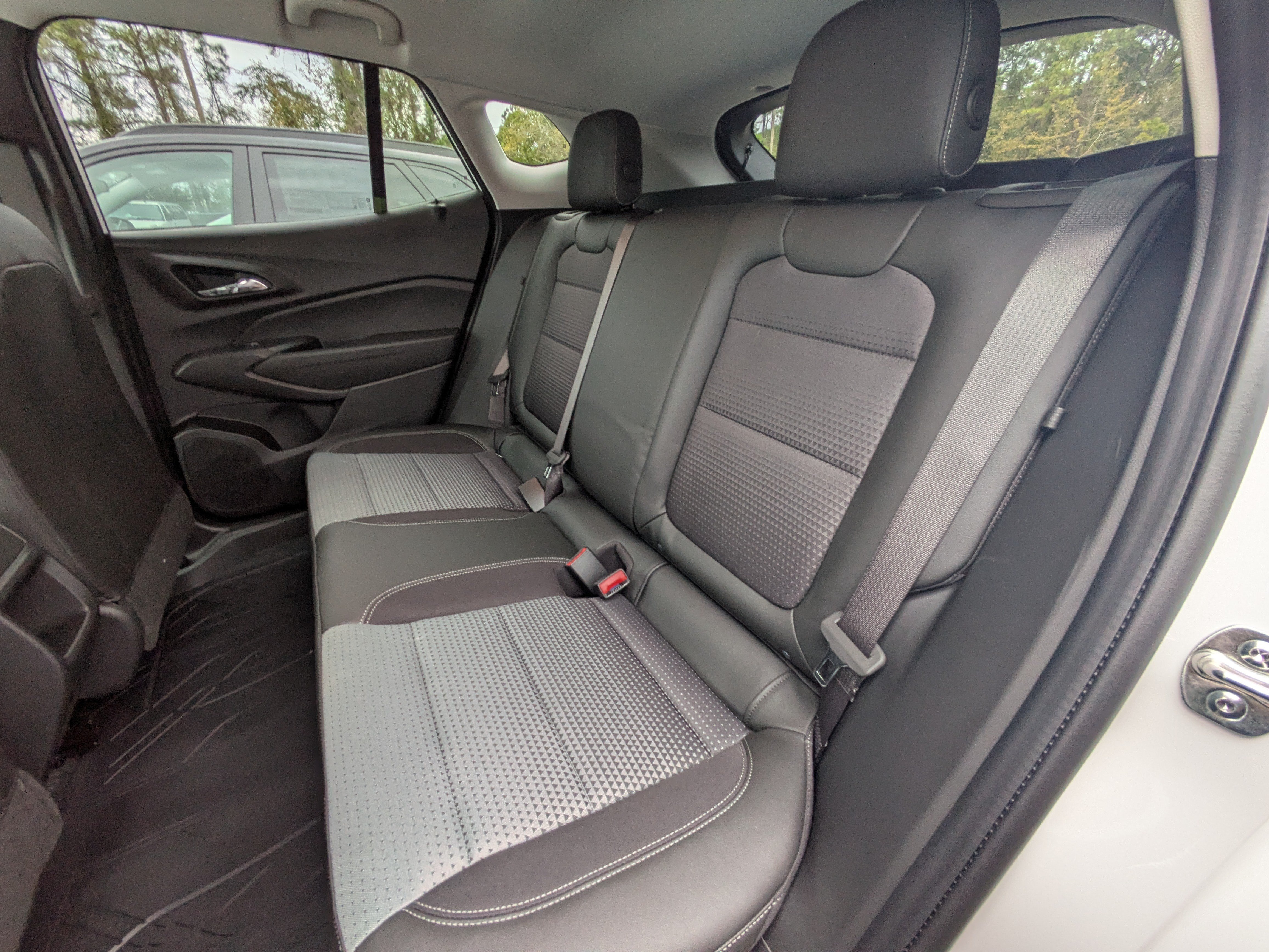 New 2026 Chevrolet Trax LT w/ Driver Confidence Package FWD image 13
