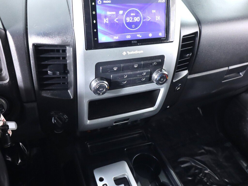 Used 2014 Nissan Titan PRO-4X AWD/4WD image 16