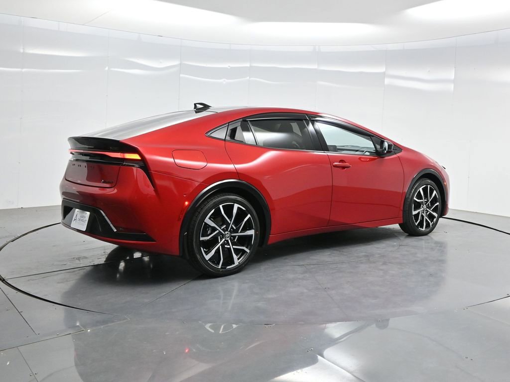 Used 2024 Toyota Prius Prime Premium w/ Advanced Technology Package FWD image 39
