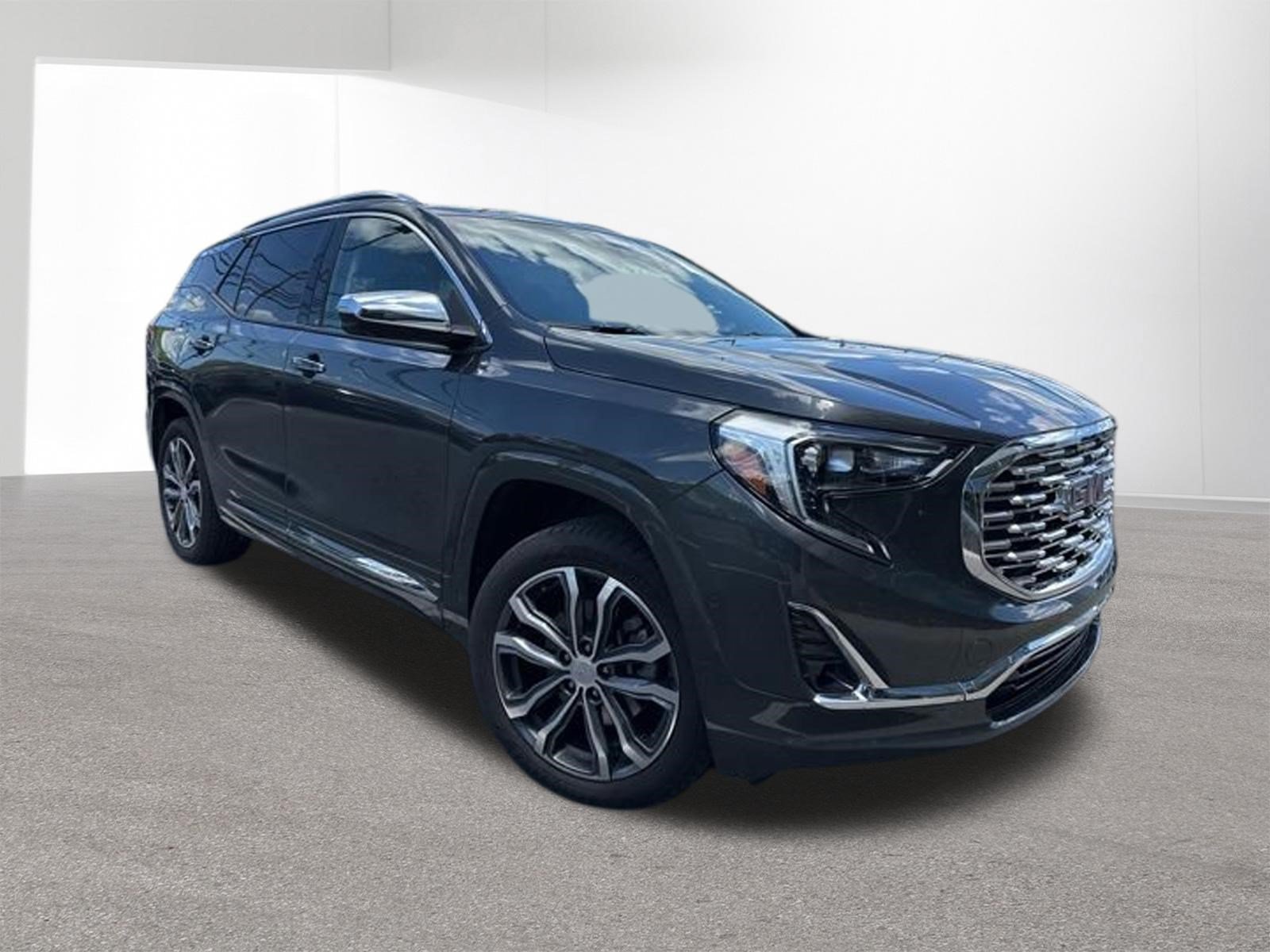Used 2020 GMC Terrain Denali w/ Denali Premium Package AWD/4WD image 27