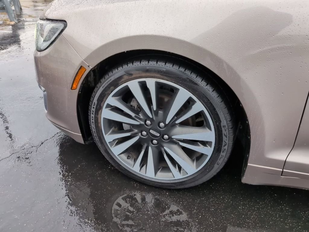 Used 2018 Lincoln MKZ Reserve w/ Climate Package AWD/4WD image 9