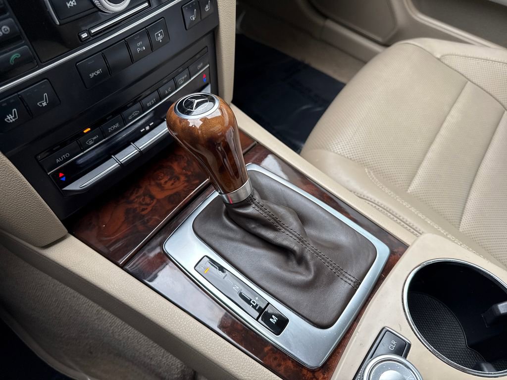 Used 2011 Mercedes-Benz E 550 Coupe image 31