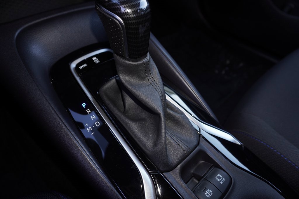 Certified 2022 Toyota Corolla SE w/ Carpet Mat Package (TMS) image 16