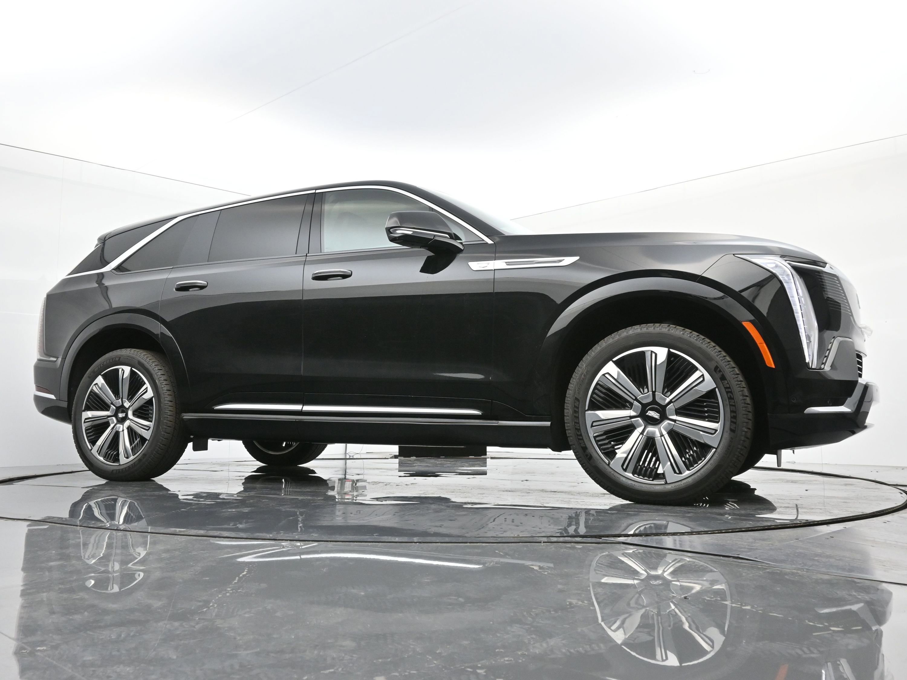 New 2025 Cadillac Escalade IQ Luxury 2 image 21