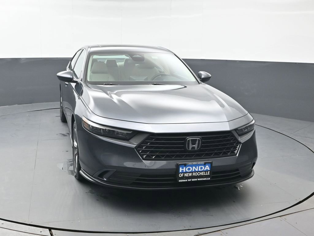 Certified 2023 Honda Accord EX image 11